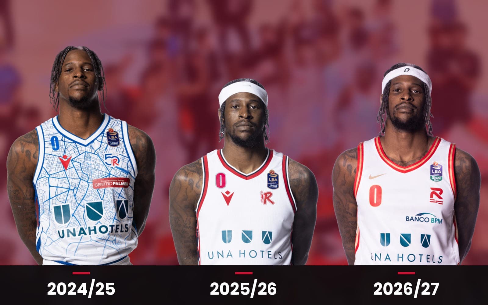 Barford, i tre ritratti ufficiali Lega con la Reggiana affiancati (2024/25 maglia bianca con mappa blu, 2025/26, 2026/27) su sfondo dalla nostra foto PalaBigi. 1600×1000, grafica nostra.